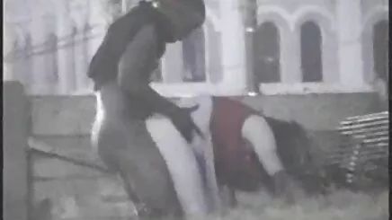 Tay với móng tay trắng phimsexthudam