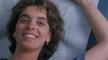 Chim mẹ đeo phim sex nữ tự thủ dâm kính