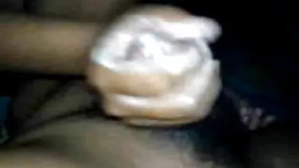 Khá 2 cô gái thể hiện quay len thu dam nu chân