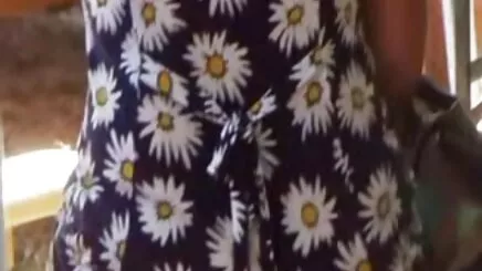 Shauna thủ dâm lồn hồng Skye có loại khác nhau của khoái