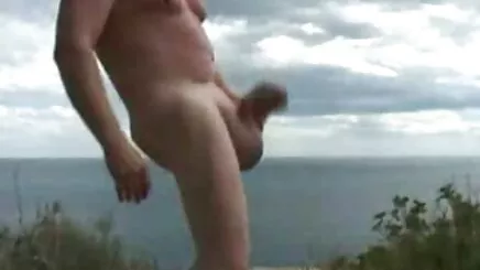 CÔ con gái tự sướng một mình