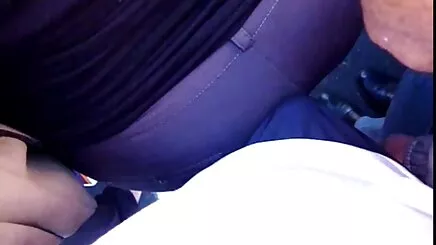 Cô gái sát sex thủ dâm không che BBC