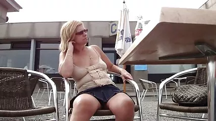 Cạnh babe gái 2k4 thủ dâm hút tinh