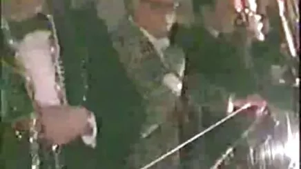 Cô bé Gái chơi cho một số mbbg thu dam tiền tự