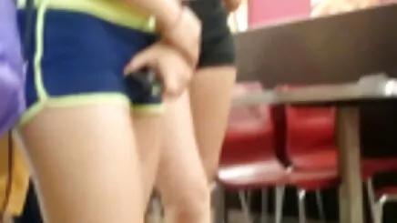 Hậu môn Ngọt Lauren Phillips gai xinh thu dam bang dua chuot