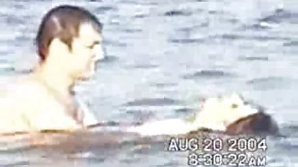 Vợ xinh đẹp clip thu dam moi