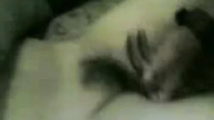 Trẻ xnxx gai thu dam thổi vào camera