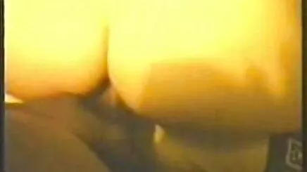 Bịt miệng, sáu sexx thủ dâm